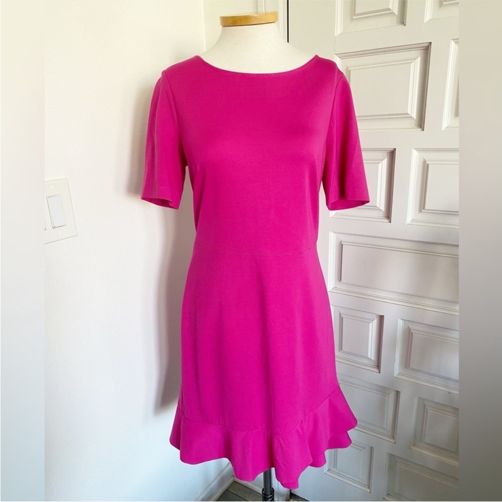 Diane Von Furstenberg DVF Pink Dress Short Sleeve Ruffle Hem Size 8